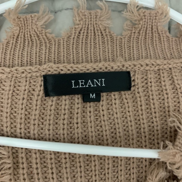 Sweater - Picture 5 of 8